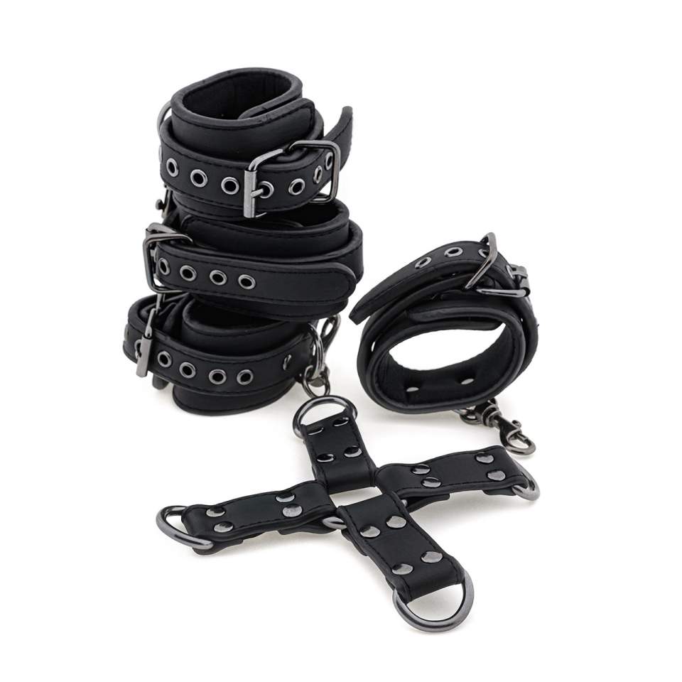 Krzyżak: kajdanki na nadgarstki i kostki ze skóry ekologicznej