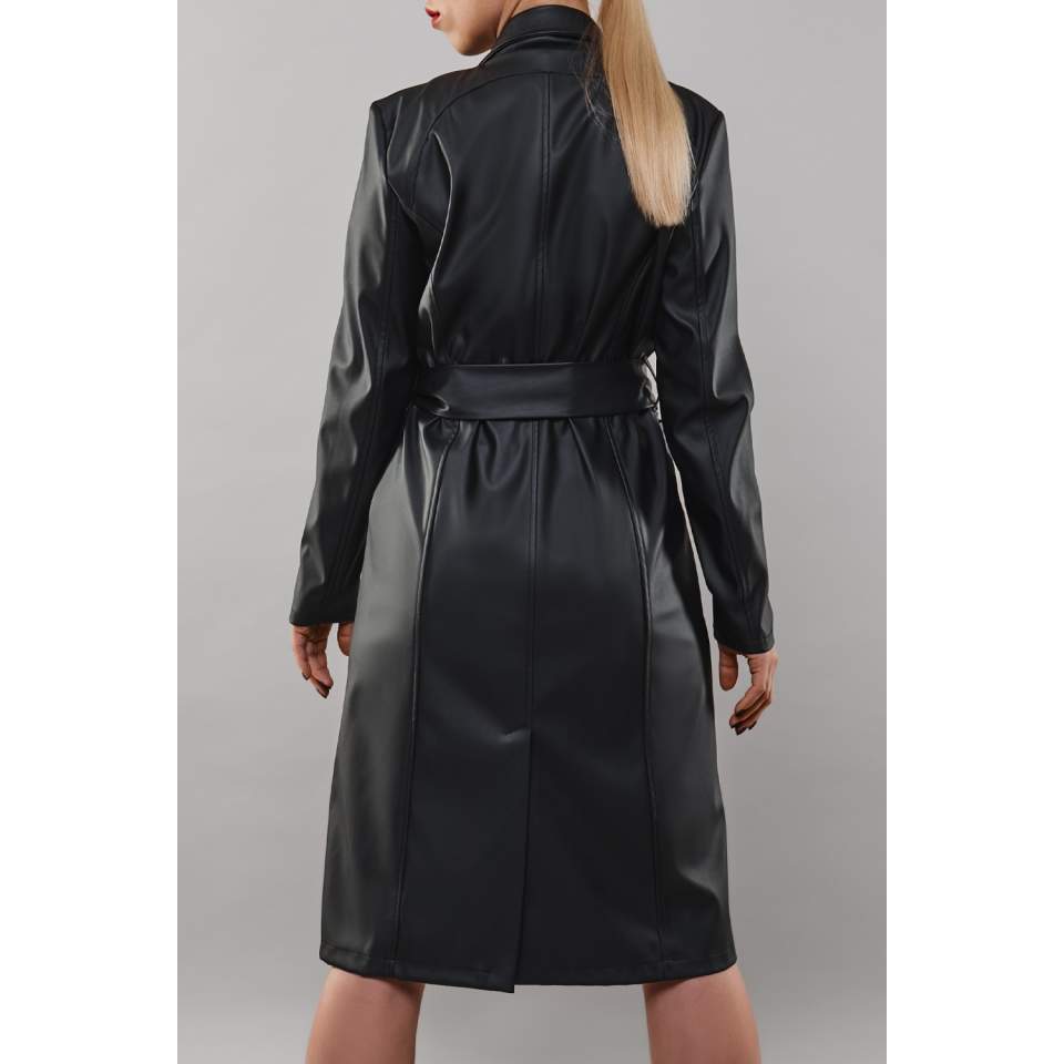 Elegancki i efektowny czarny płaszcz z eko-skóry Demoniq Selina