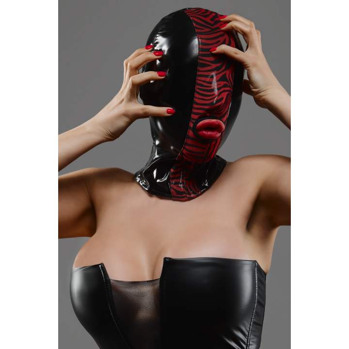 Maska z elastycznego i błyszczącego vinylu w kolorze czarno-czerwonej zebry Demoniq