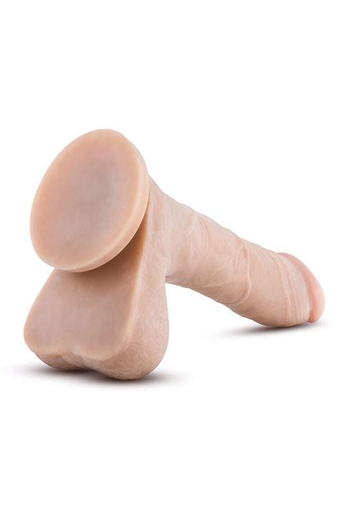 Realistyczne dildo na przyssawce z jądrami ok.17cm