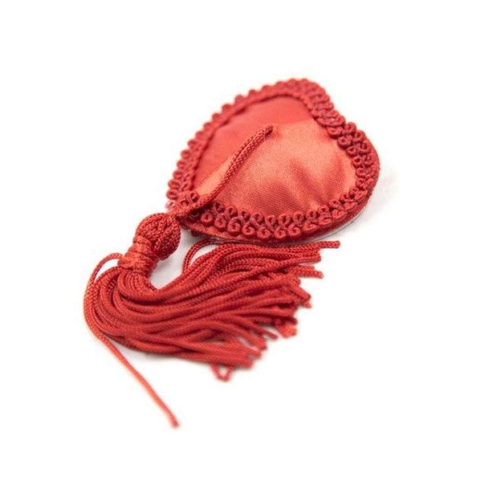 Urocze, samoprzylepne nakładki na sutki w kształcie serduszka z frędzelkami w kolorze czerwonym