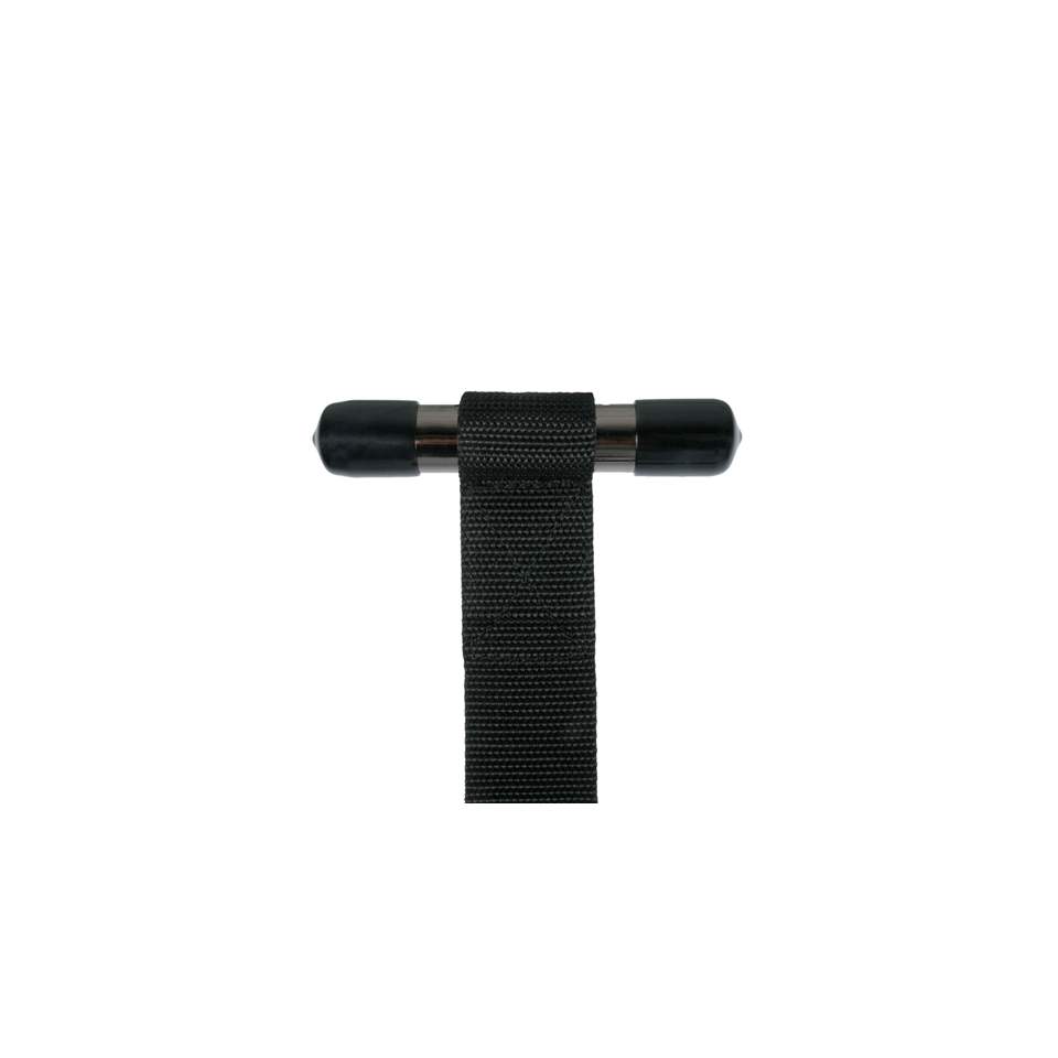 Czarna huśtawka na drzwi z kajdankami na kostki i uchwytami