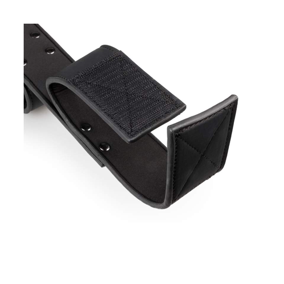 Skórzane kajdanki na kostki i ręce do unieruchomienia partnera 