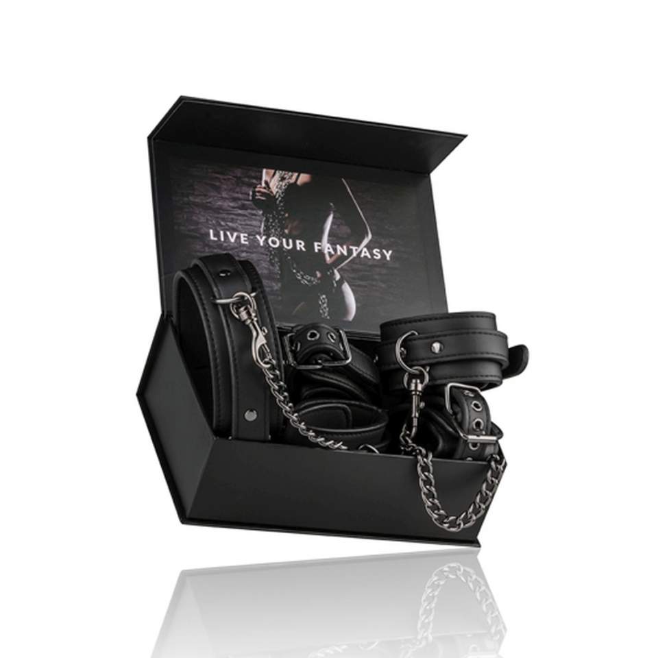Obroża z kajdankami na nadgarstki i kostki ze sztucznej skóry