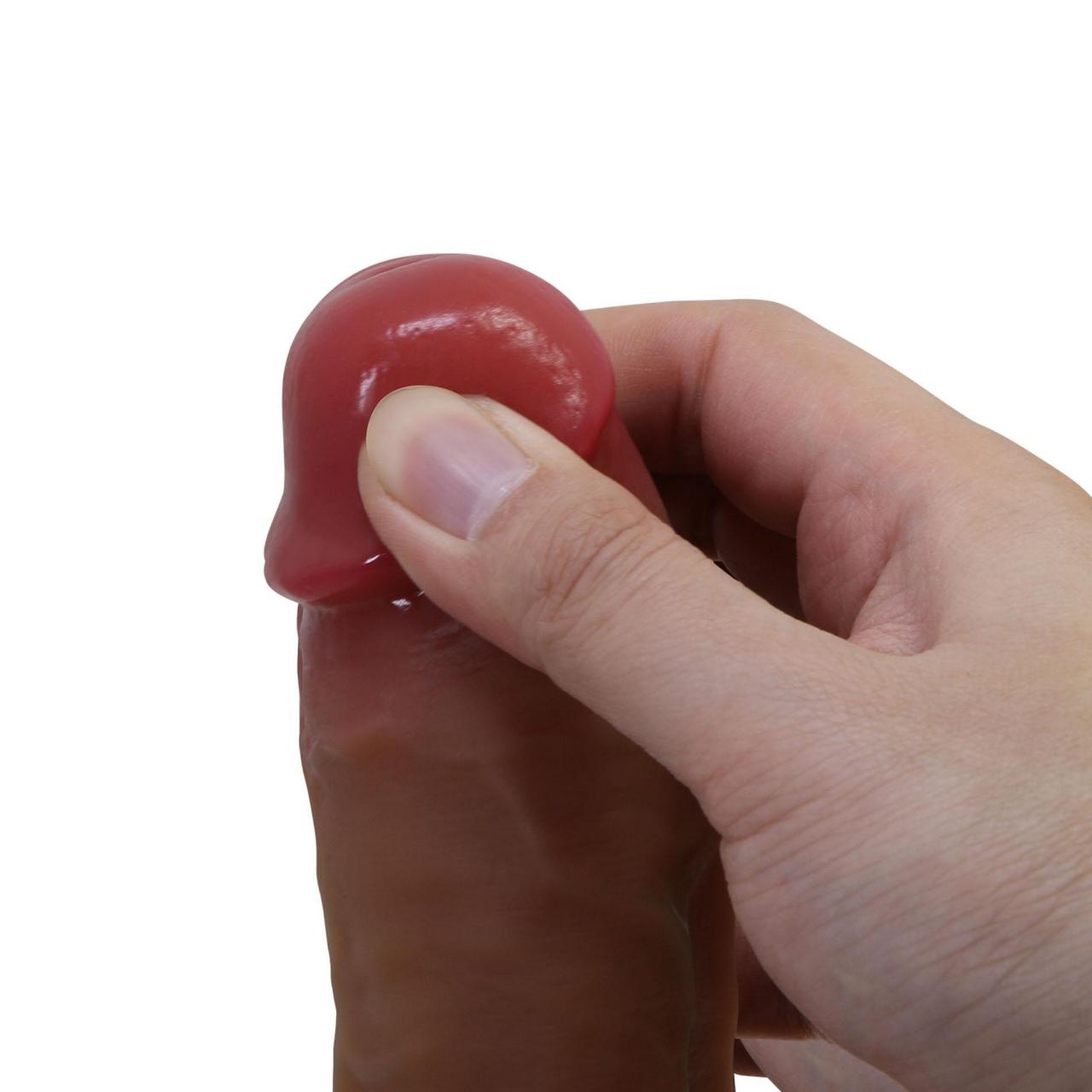 Realistyczne dildo z przyssawką wykonane z silikonu - 17,3cm