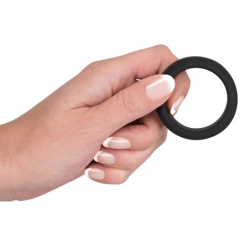 Czarny silikonowy pierścień erekcyjny - 3,8cm