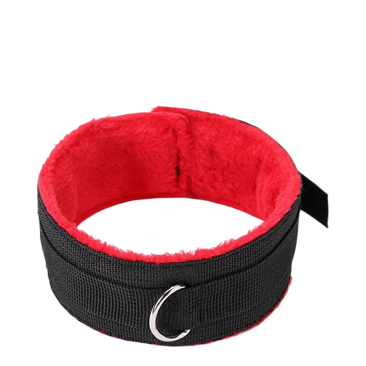 Zestaw BDSM w kolorze czarno-czerwonym - 10 elementów