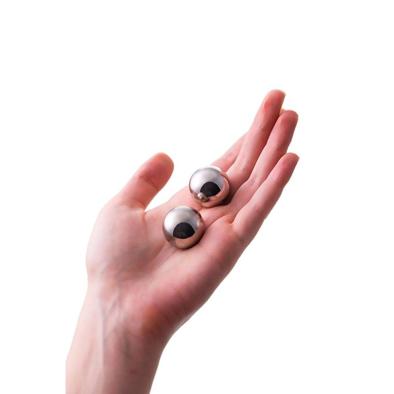 Kulki waginalne stal medyczna 2,5 cm srebrne bez wibracji | Loris.pl