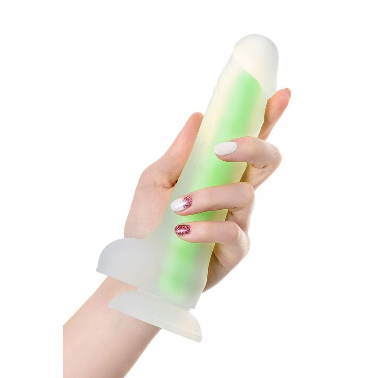 Zielone dildo świecące w ciemności 14,5 cm – realistyczne | Loris.pl