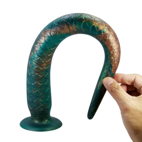 Silikonowe dildo 47 cm z przyssawką – łuskowana faktura