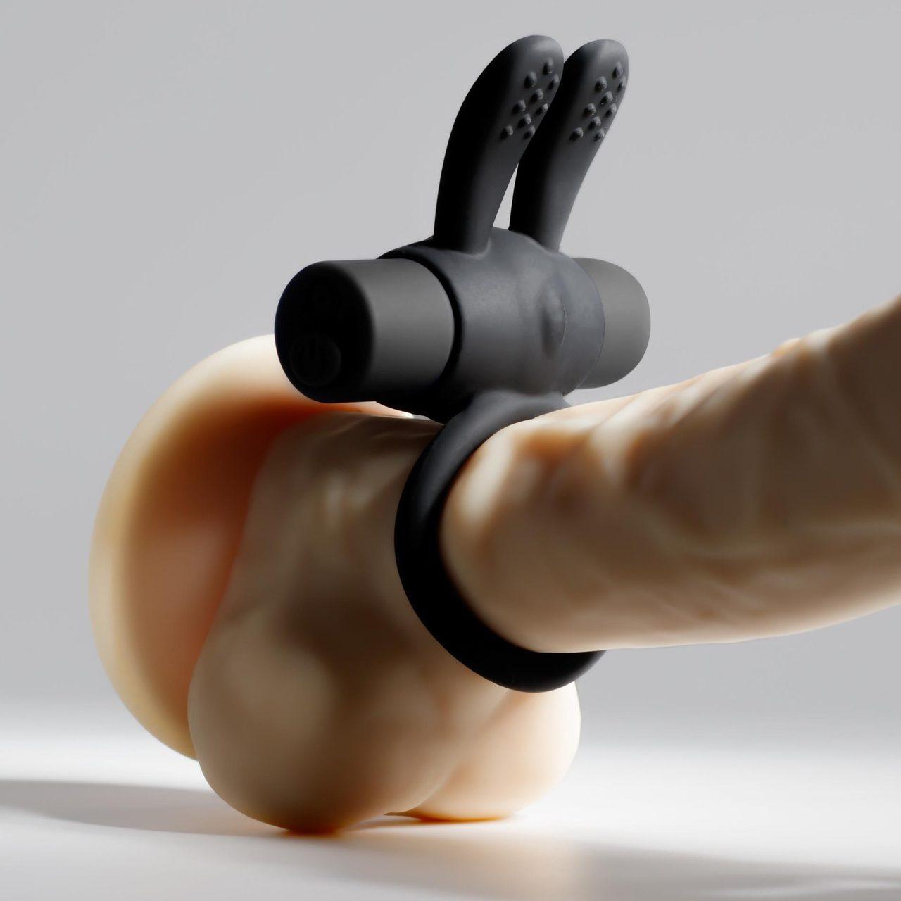 Wibrujący pierścień erekcyjny z pilotem | 10 trybów | Loris.pl