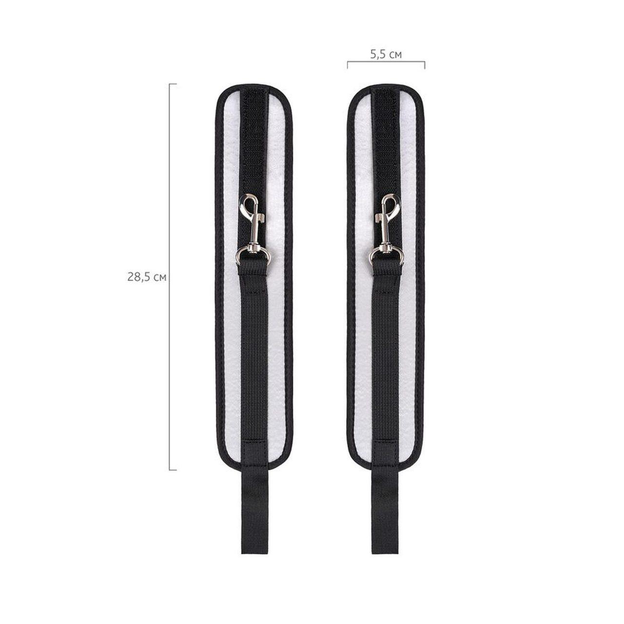 Srebrne kajdanki na kostki 28,5 cm z poliestru | Loris.pl