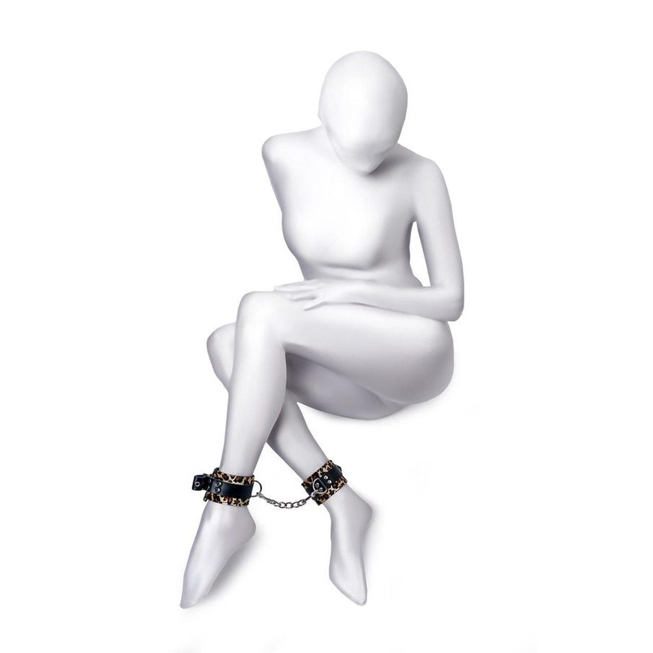 Kajdanki na kostki PU z nadrukiem 27 cm – regulowane | Loris.pl