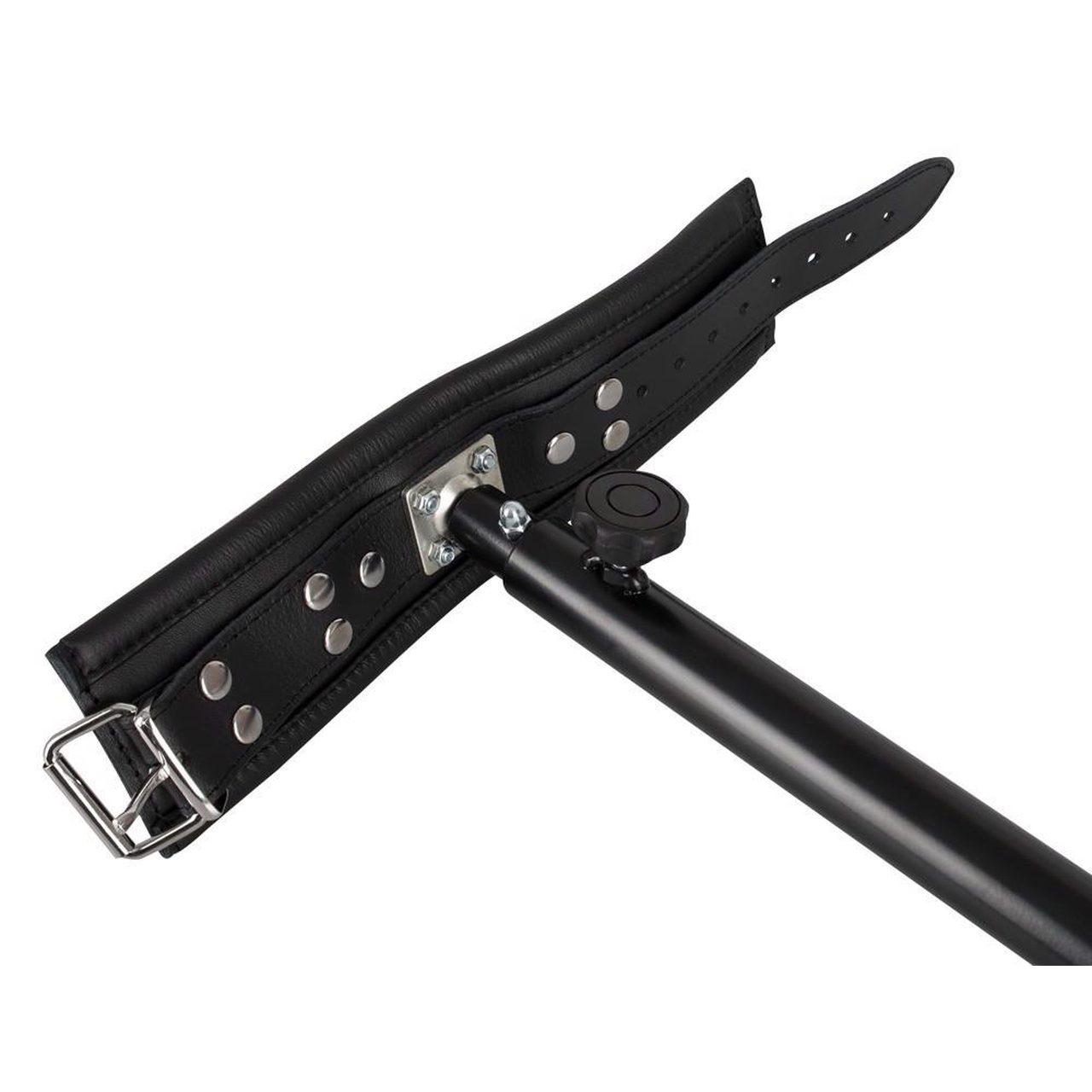 Skórzany drążek rozporowy do nóg 35–60 cm z wyściełanymi opaskami | Loris.pl