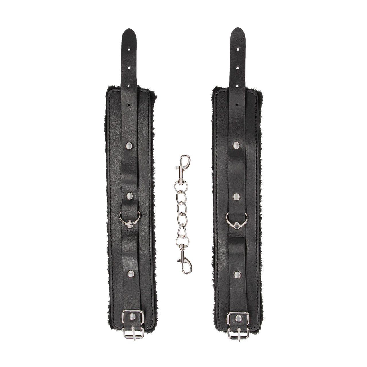 Pluszowe kajdanki na kostki bdsm z regulacją i kółkiem | Loris.pl