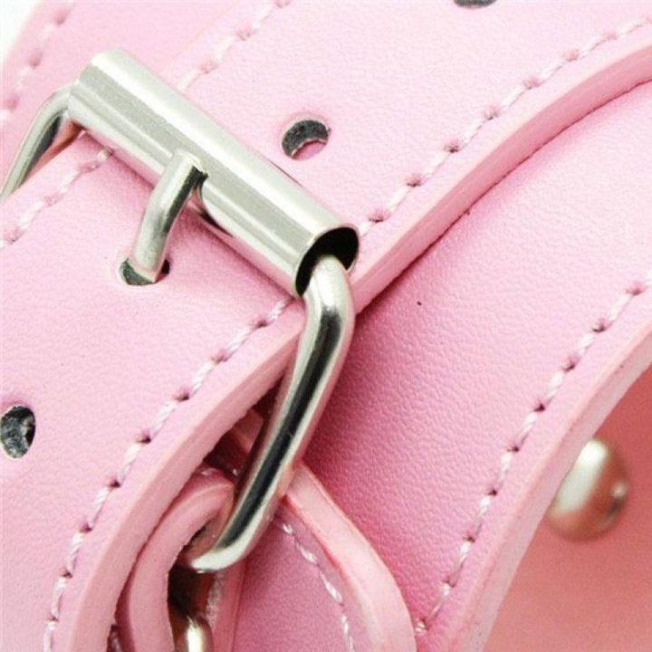 Różowe kajdanki z pasem BDSM do krępowania nadgarstków i kostek