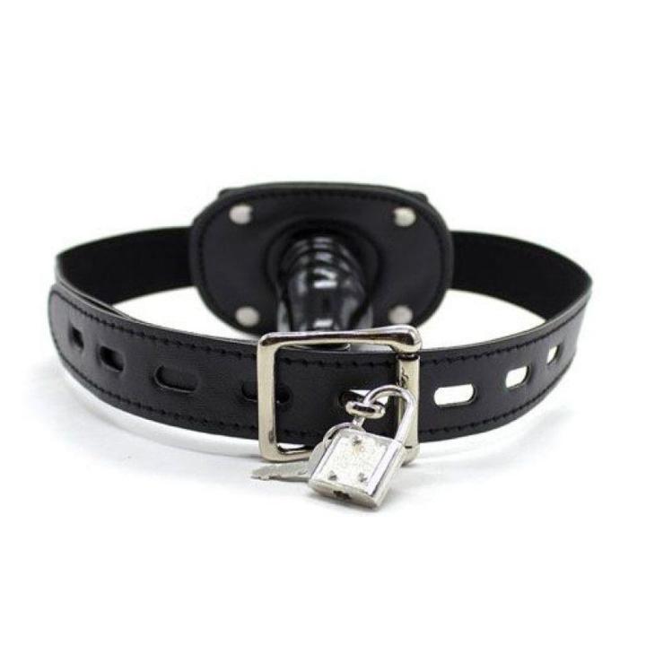 Czarny knebel BDSM z fallusem i kłódką | Loris.pl