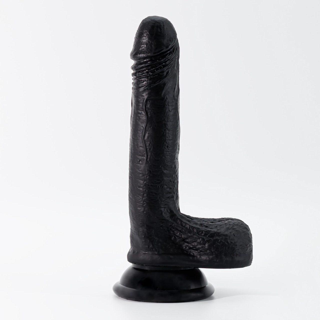 Realistyczne dildo z przyssawką 19 cm | Płynny silikon | Loris.pl