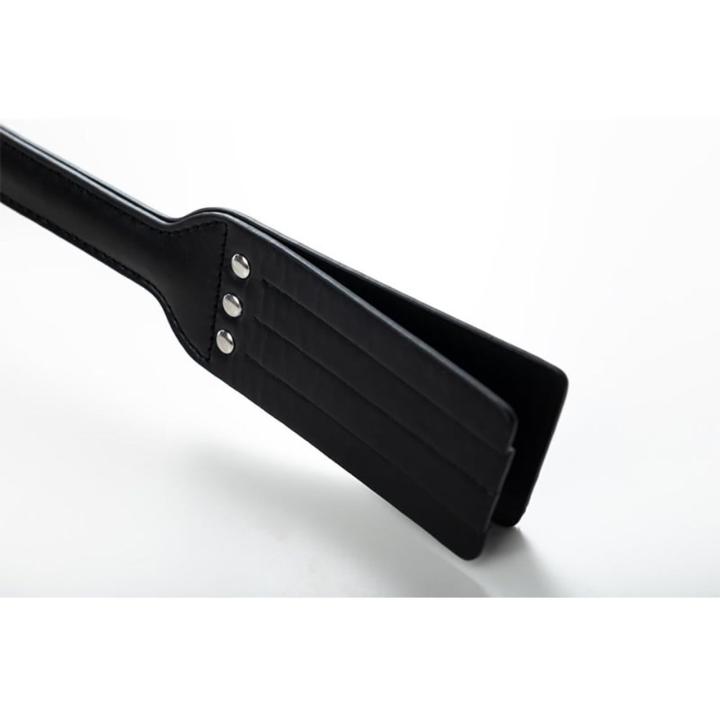 Mini packa BDSM z PU i metalem do klapsów