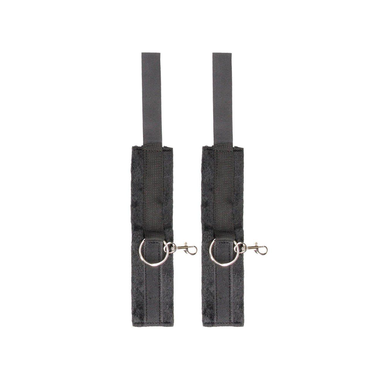 Wiązanie hogtie na rzep z futrzanymi kajdankami | BDSM | Loris.pl