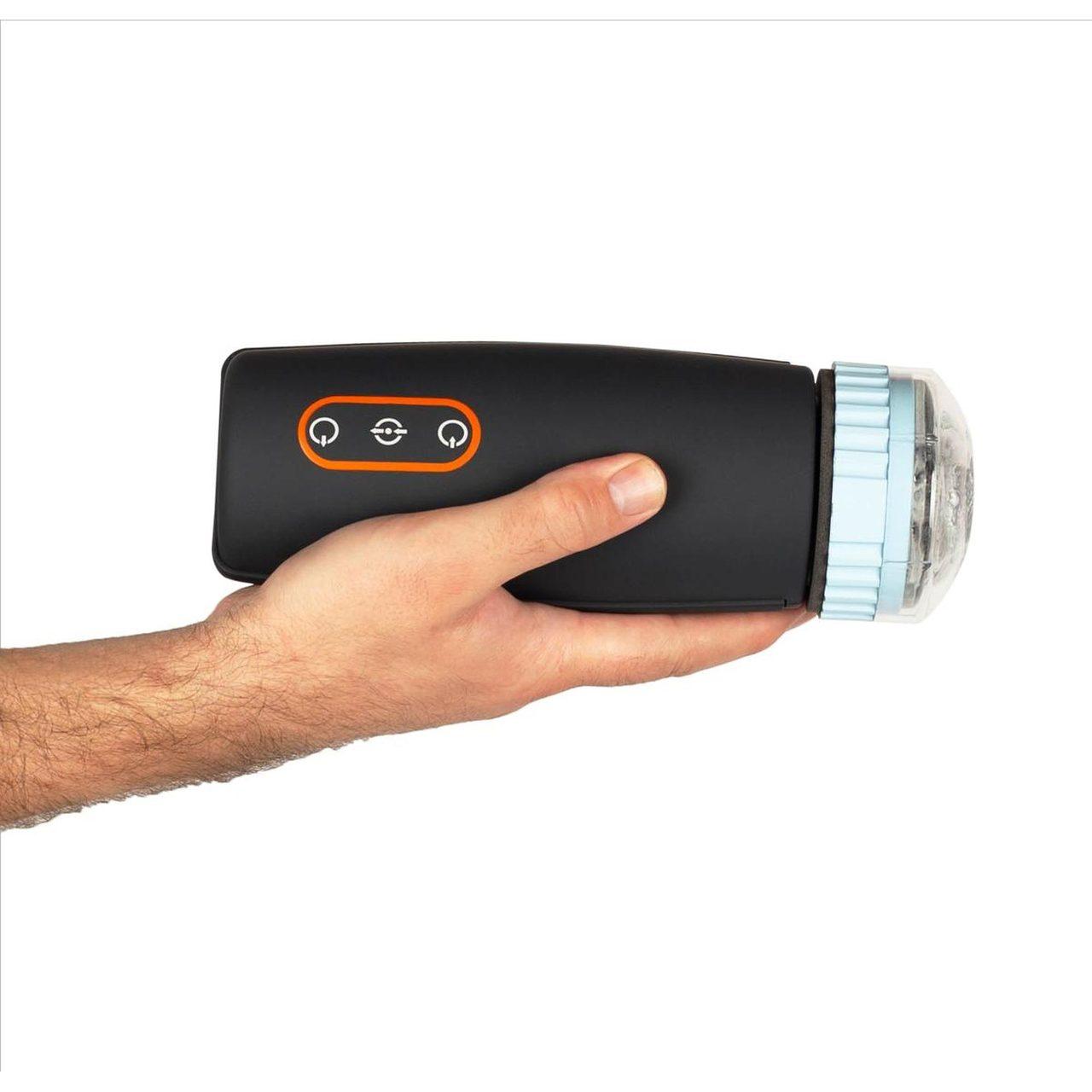 Masturbator z ssaniem i ruchem posuwistym | Ładowanie USB | Loris.pl