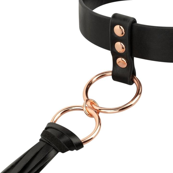 Czarna obroża BDSM z mini floggerem – elegancki dodatek i zabawka