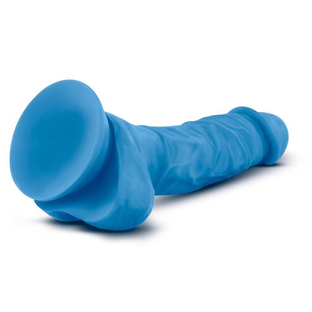 Realistyczne dildo 19 cm dual density z przyssawką i jądrami | Loris.pl