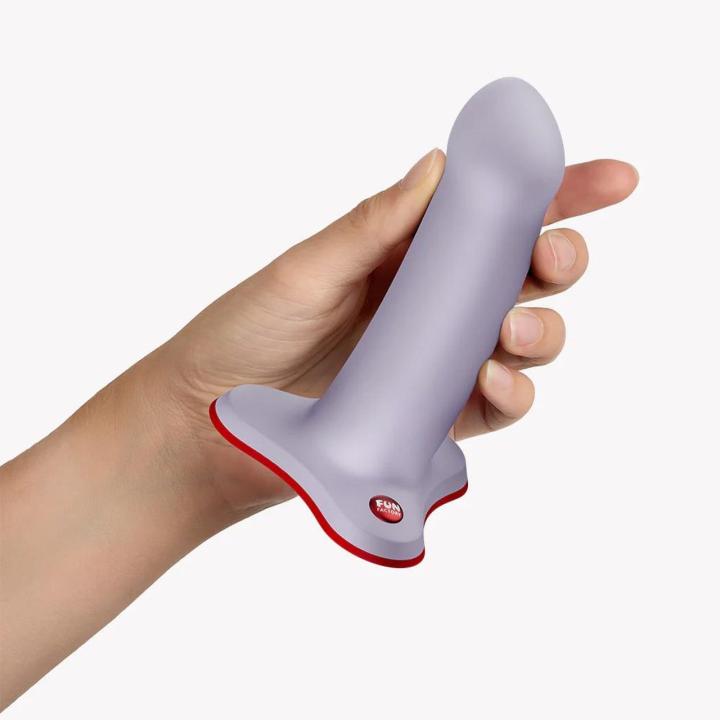 Lawendowe dildo z przyssawką 13,5 cm | Medyczny silikon | Loris.pl