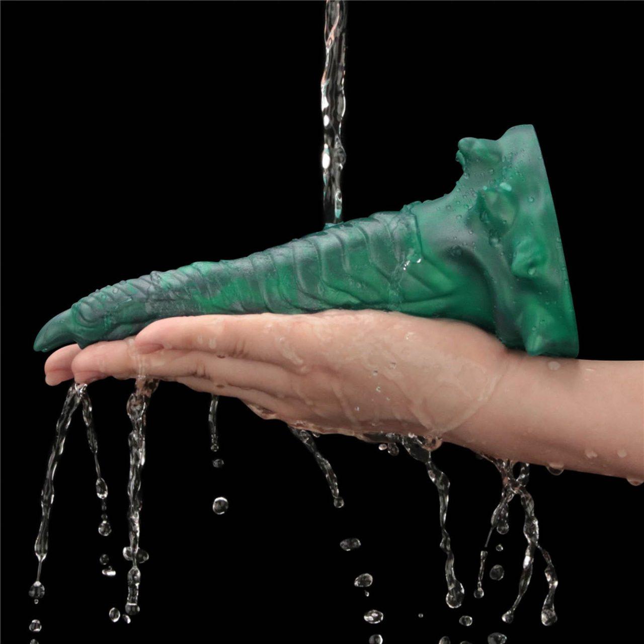 Wibrujące dildo fantasy z podwójnym pazurem i przyssawką 19,1 cm | Loris.pl