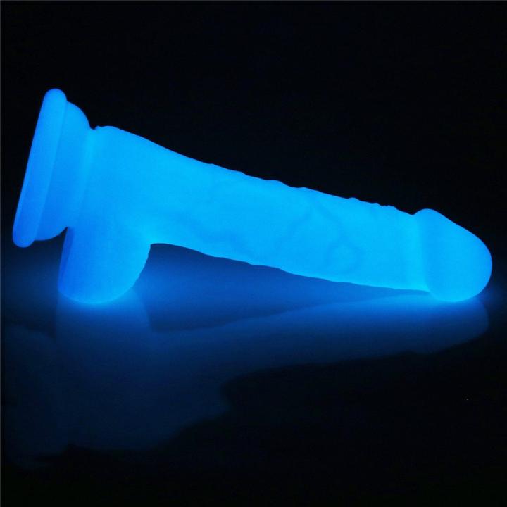 Świecące dildo z przyssawką 17,8 cm | Silikon platynowy