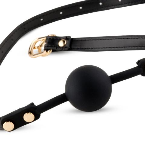 Czarny knebel BDSM z silikonową kulką 4 cm i regulowanym paskiem