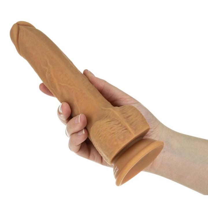 Realistyczne dildo thrusting z pilotem i przyssawką 22,9 cm | Loris.pl