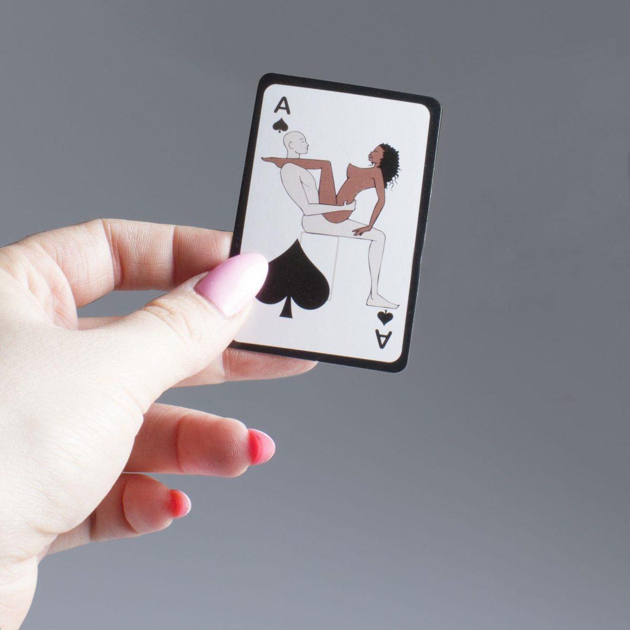 Mini Kamasutra Cards Secret Play – gra erotyczna 54 karty | Loris.pl