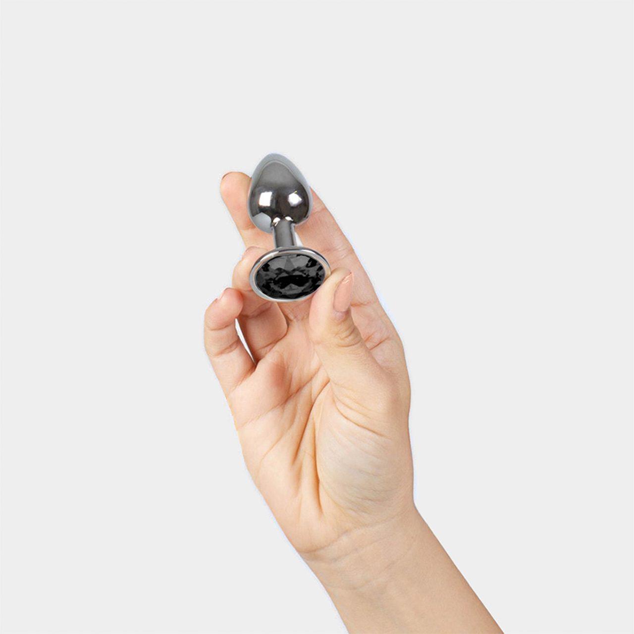 Metalowy plug analny S z czarnym kryształem 7 cm - gładkie aluminium | Loris.pl