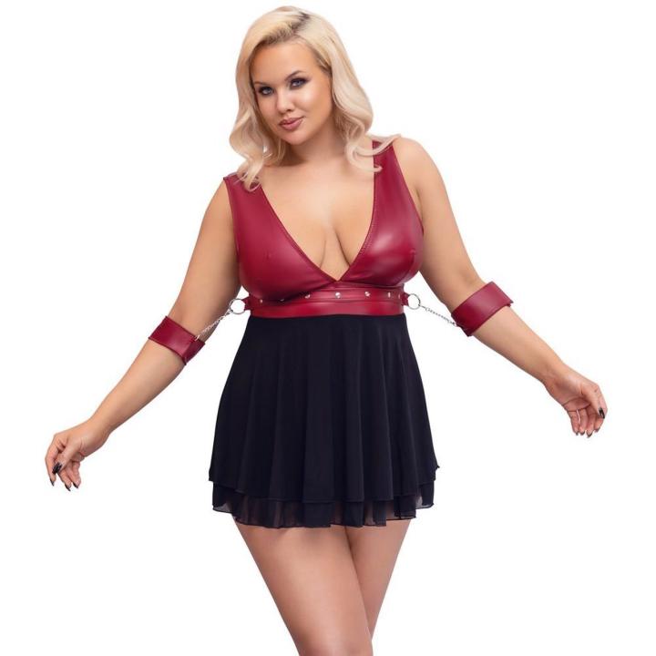 Czerwona babydoll bondage z mankietami na ramiona i pasem z nitami
