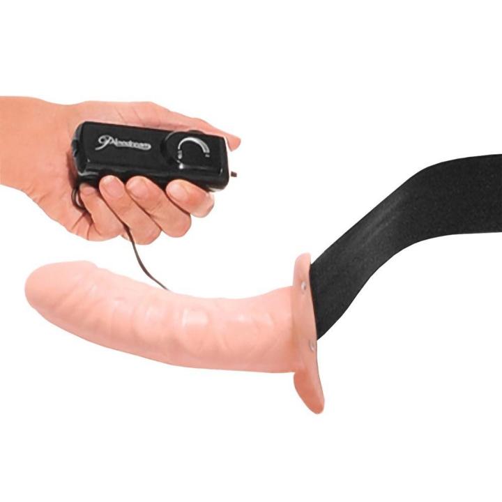 Wibrująca proteza strap-on z pustym wnętrzem i pasem na nogi 17 cm