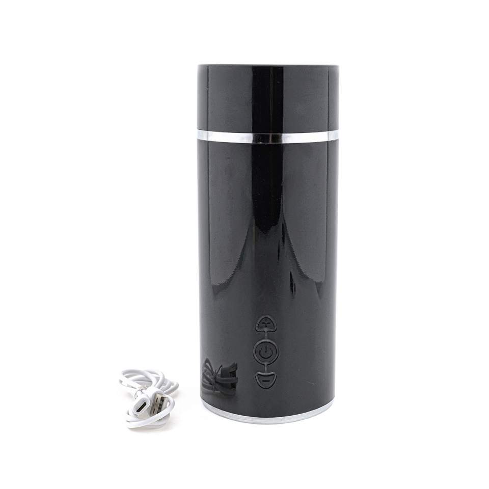 Czarny masturbator z dwoma silnikami i 34 funkcjami wibracji