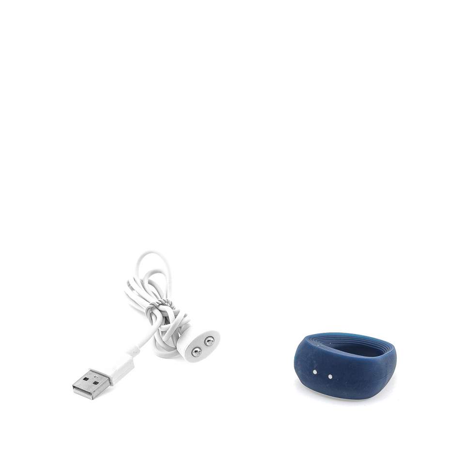 Granatowy wibrujący pierścień erekcyjny dla par niemieckiej marki Satisfyer Ring 2