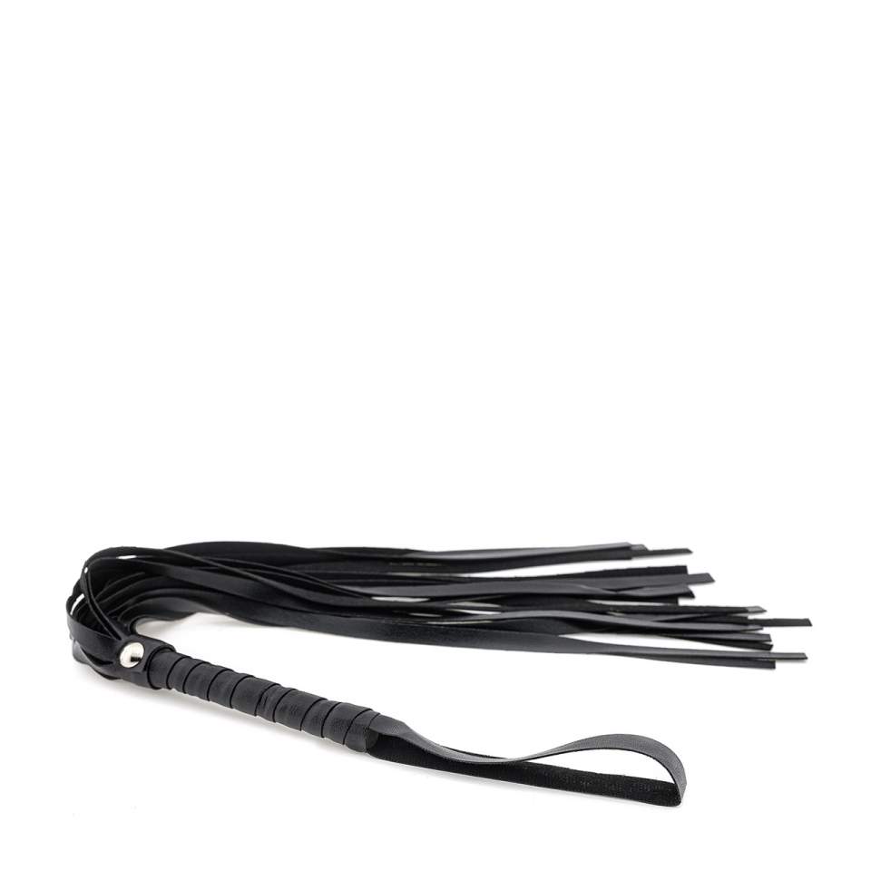 Mały skórzany pejcz o wielkiej sile