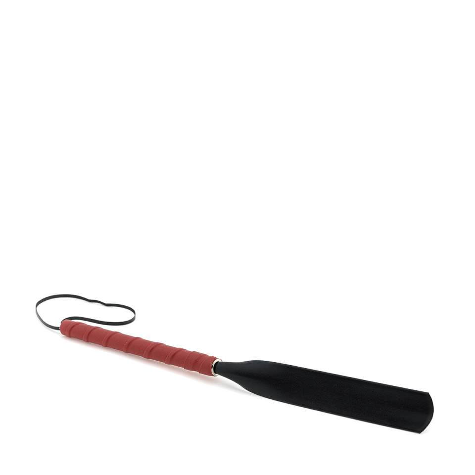 Czerwona skórzana packa dla kobiet i mężczyzn – 116 cm