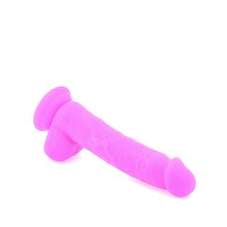 Różowe silikonowe dildo na przyssawce z jądrami - 15 cm