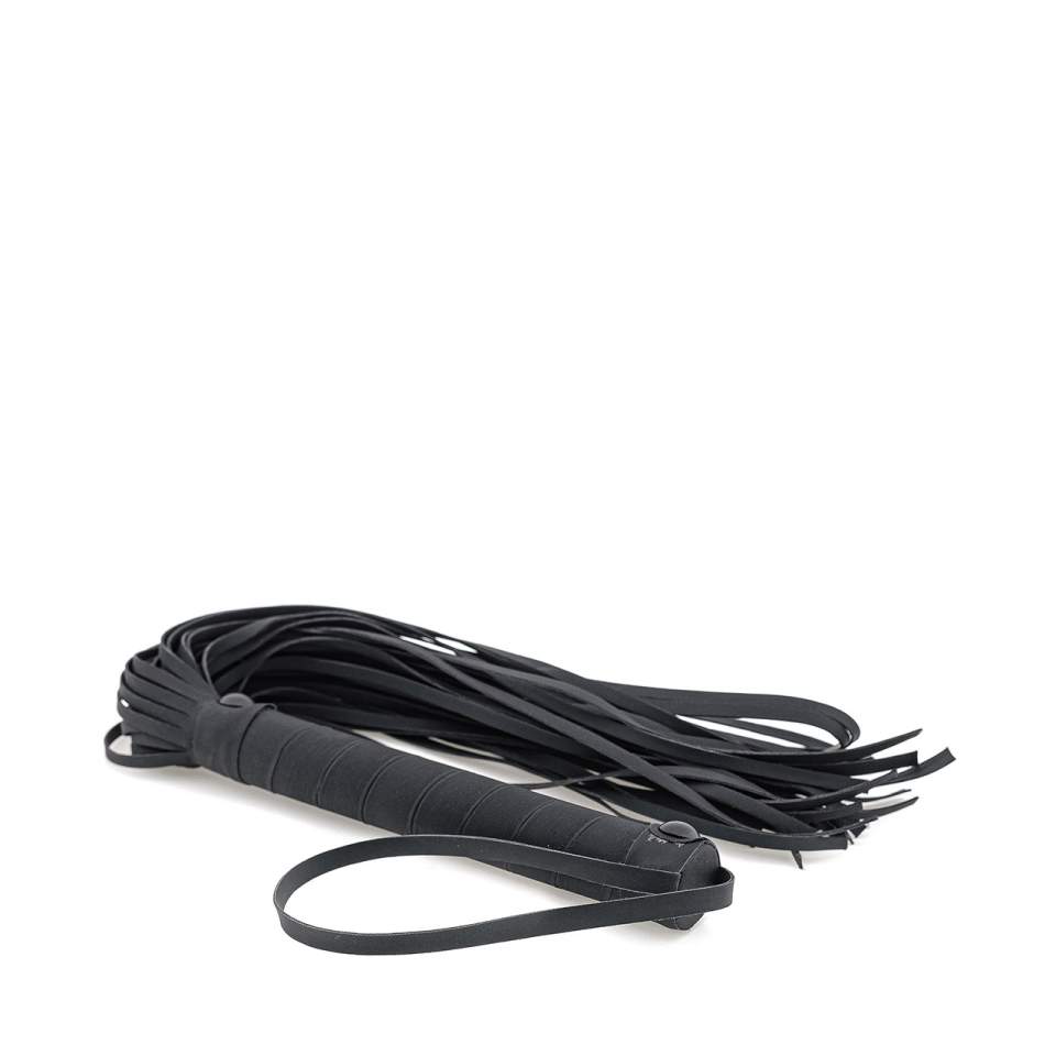 Czarny mały pejcz z pasami i wygodnym uchwytem