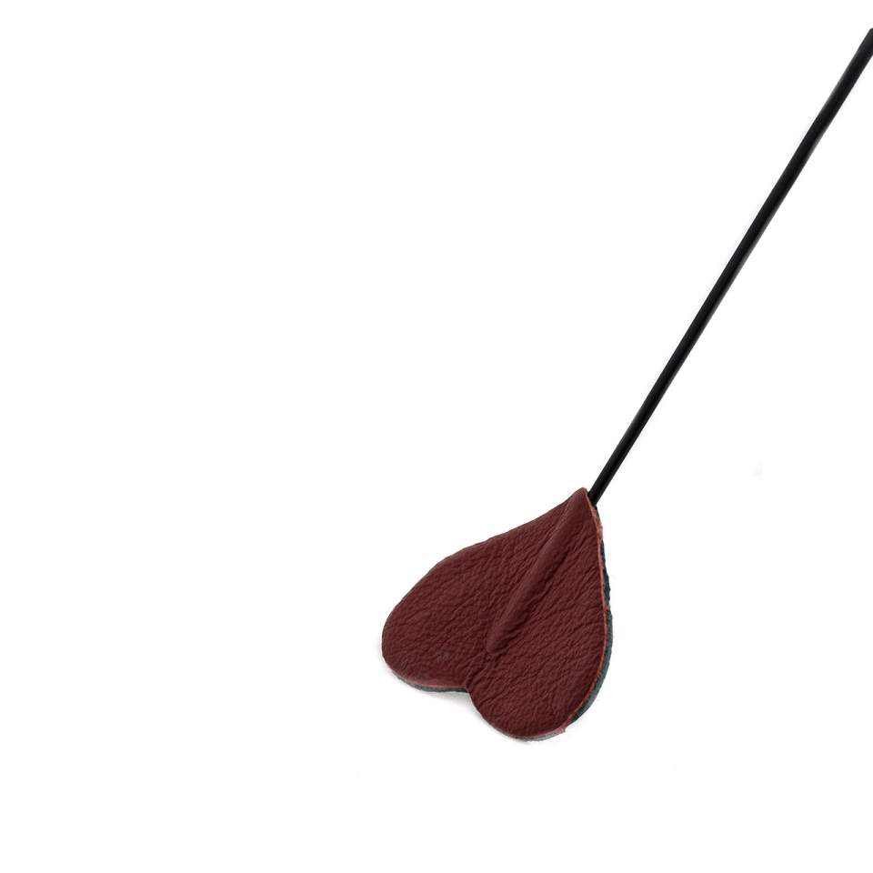 Ekskluzywna szklana szpicruta w kształcie serca ze skóry