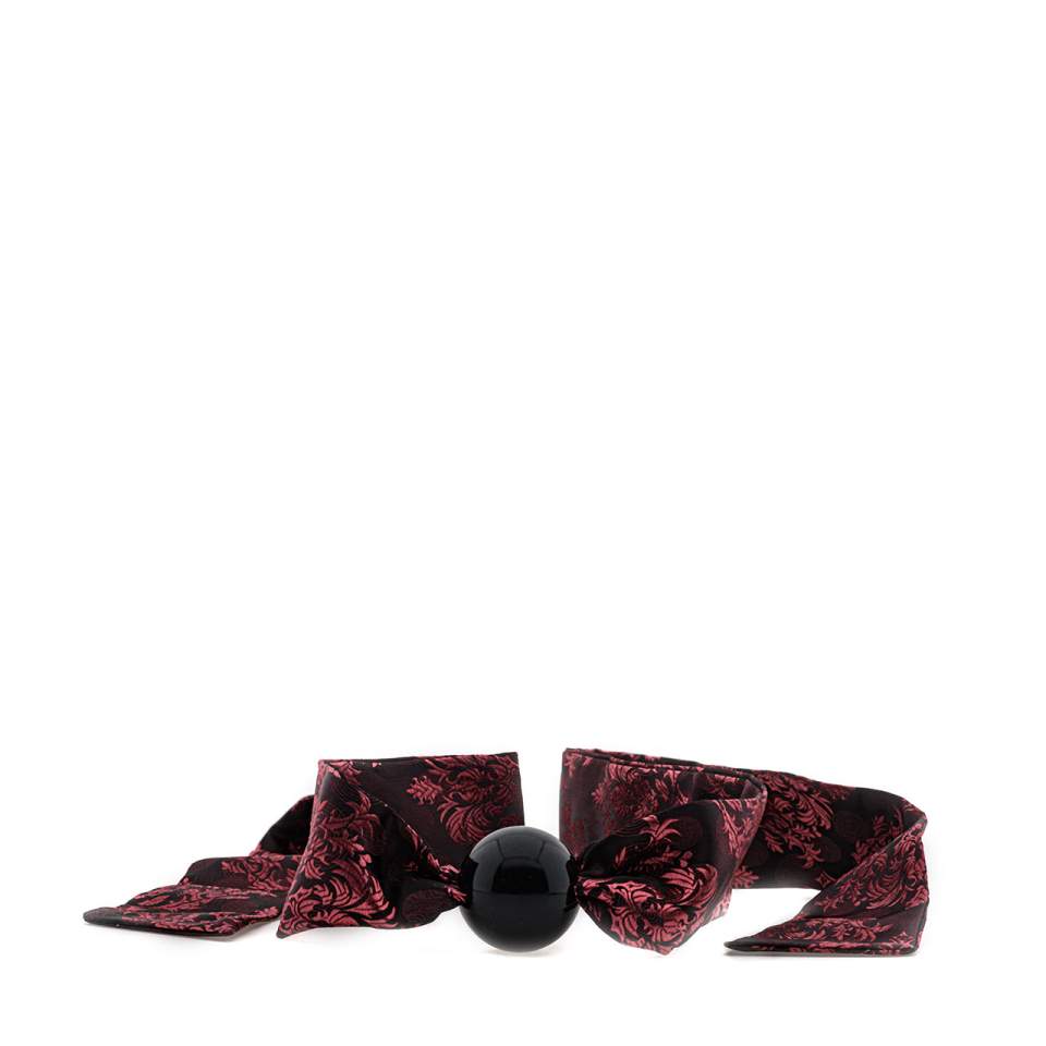 Silikonowy, czarny knebel ze wstążką 