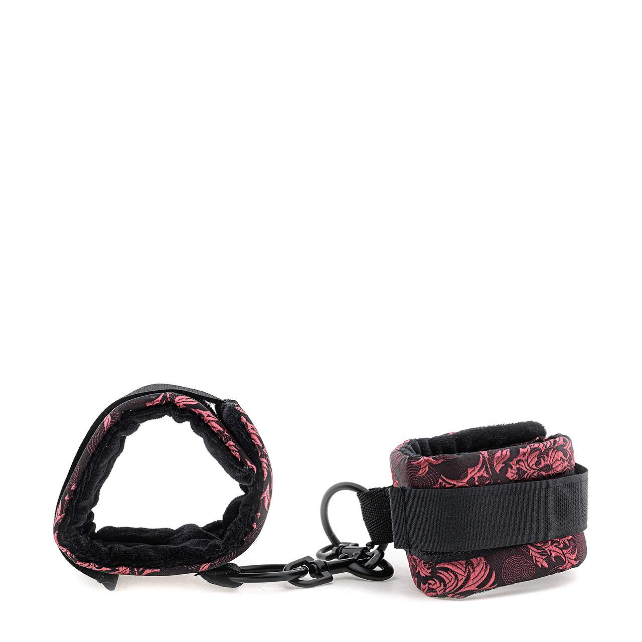 Elegancki czarno-czerwony zdobiony knebel z kajdankami